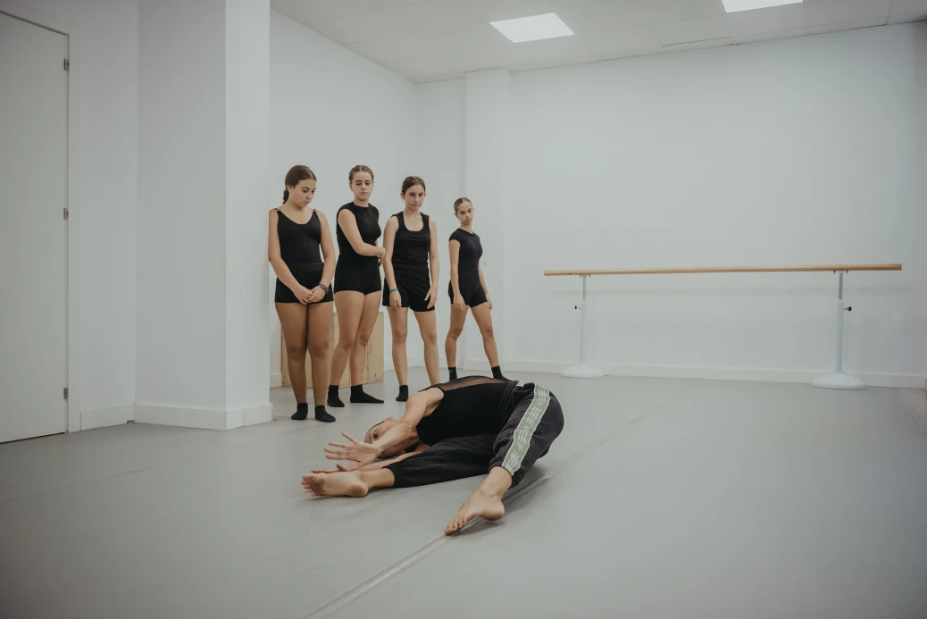 clase de danza contemporánea